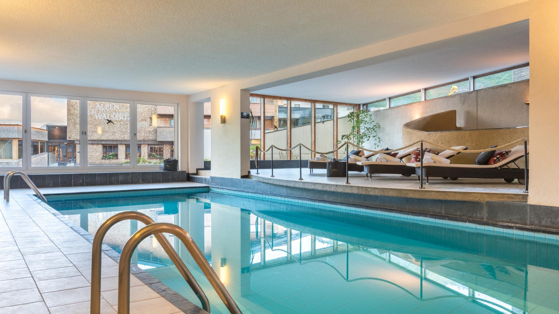 Indoor Relax Pool