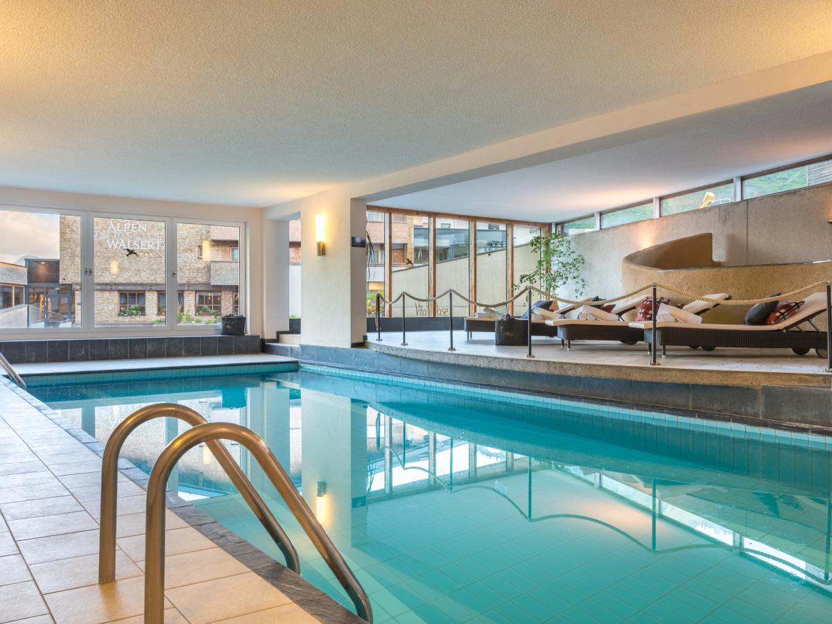 Indoor Relax Pool